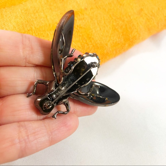 SWAROVSKI Crystal Wasp Brooch - Picture 5 of 5